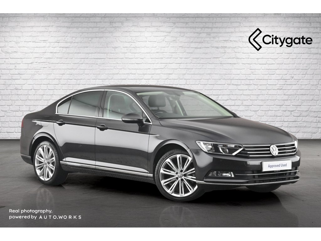 Main listing image - Volkswagen Passat