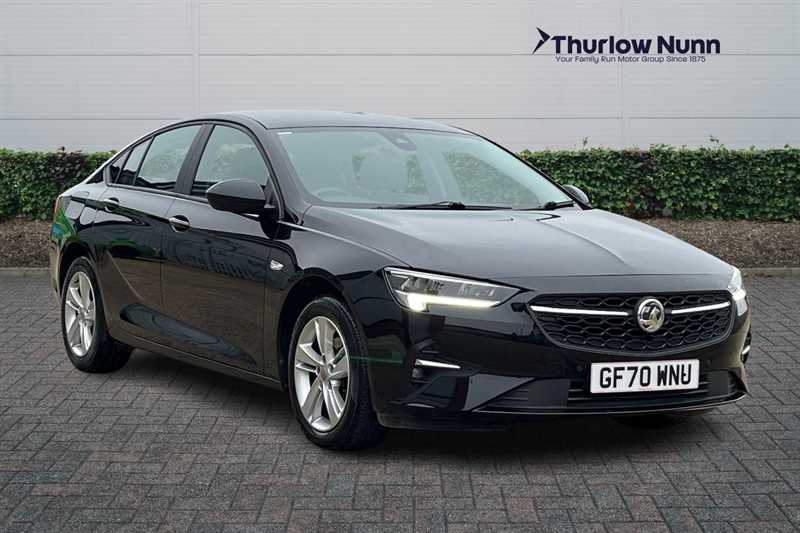 Main listing image - Vauxhall Insignia