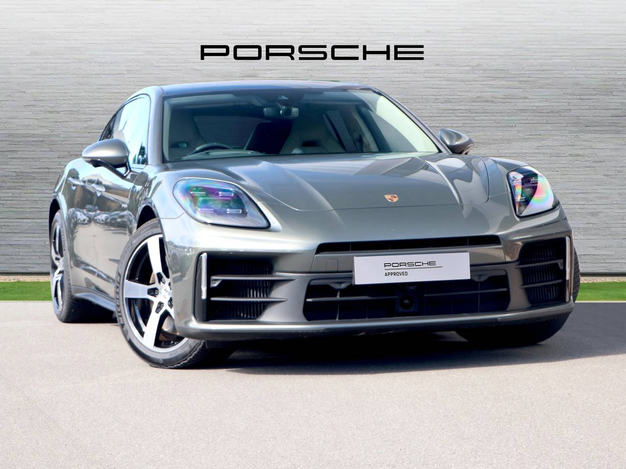 Main listing image - Porsche Panamera