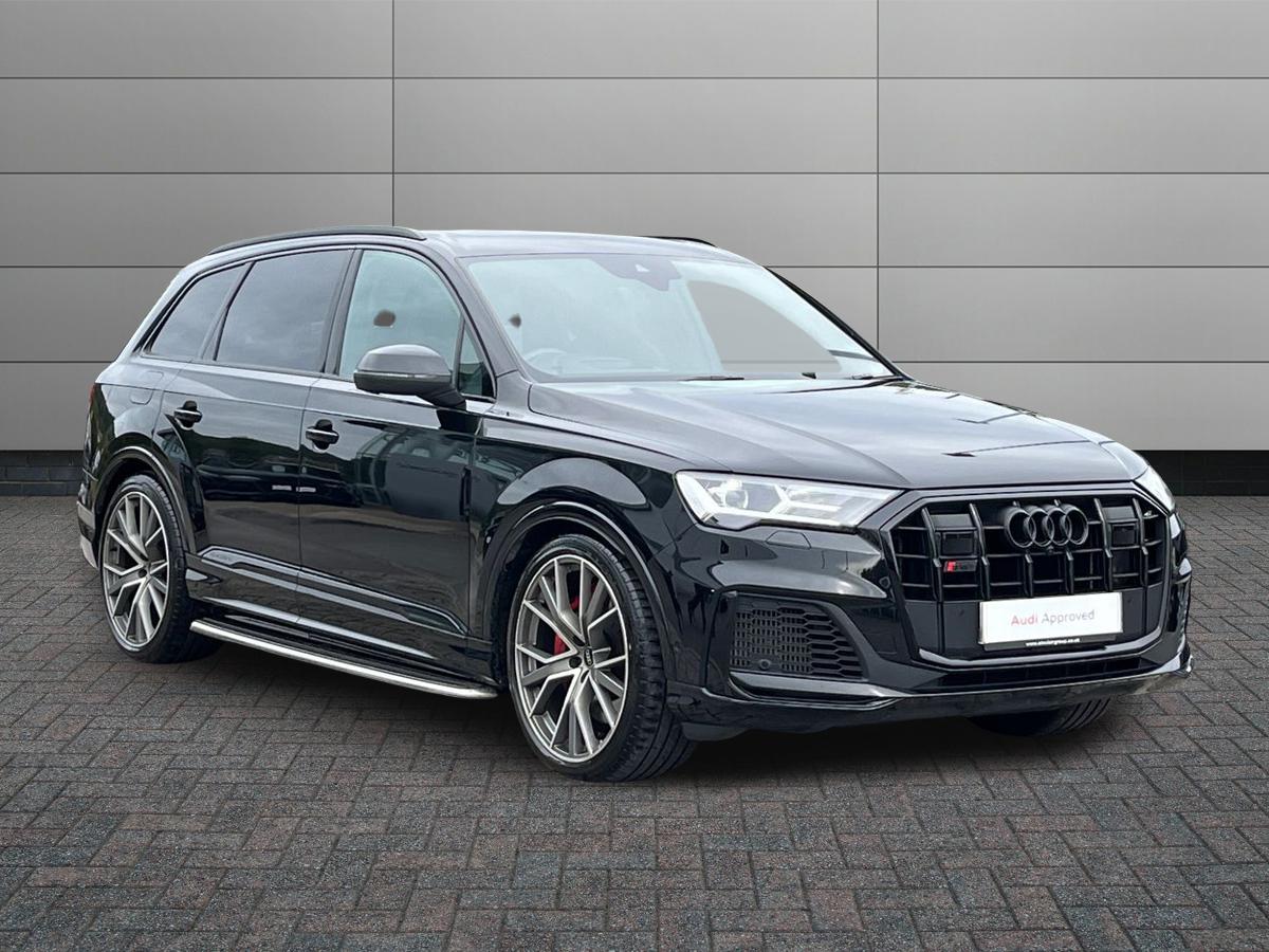 Main listing image - Audi Q7