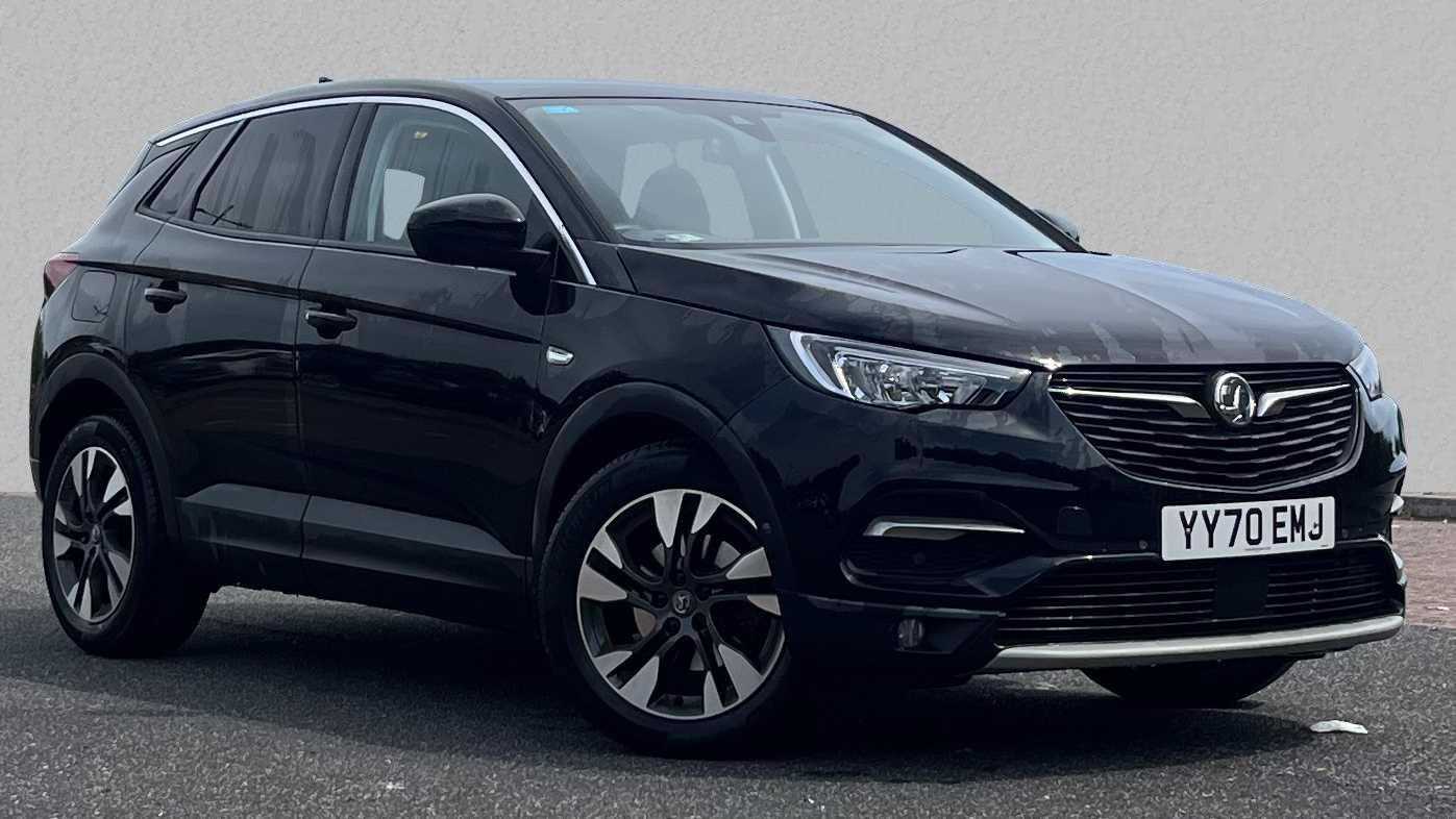 Main listing image - Vauxhall Grandland X