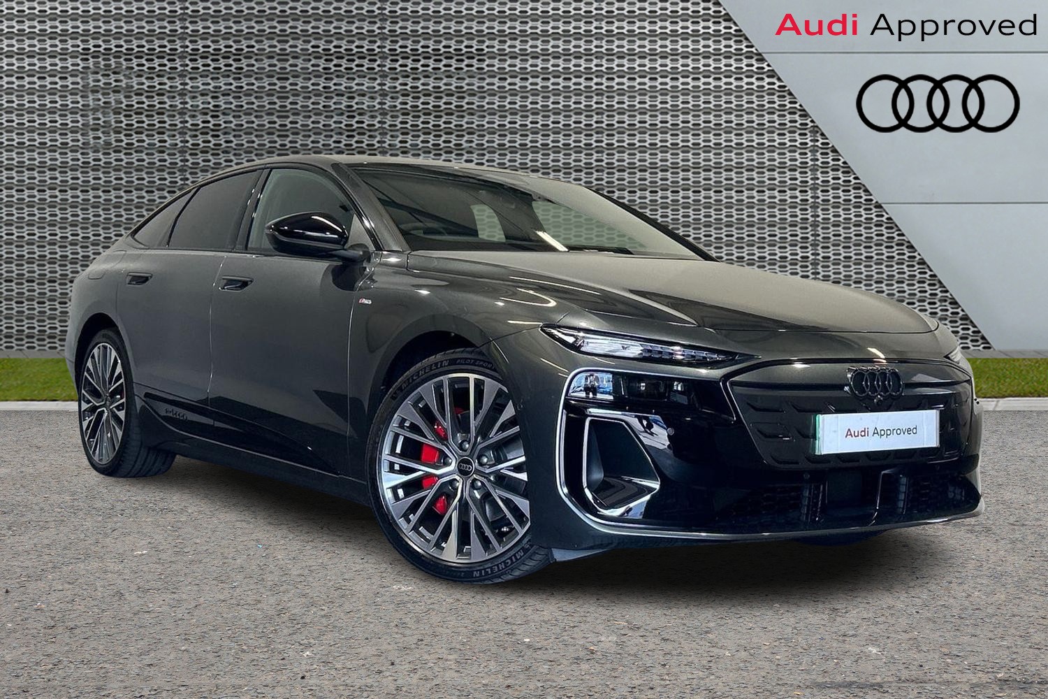 Main listing image - Audi A6