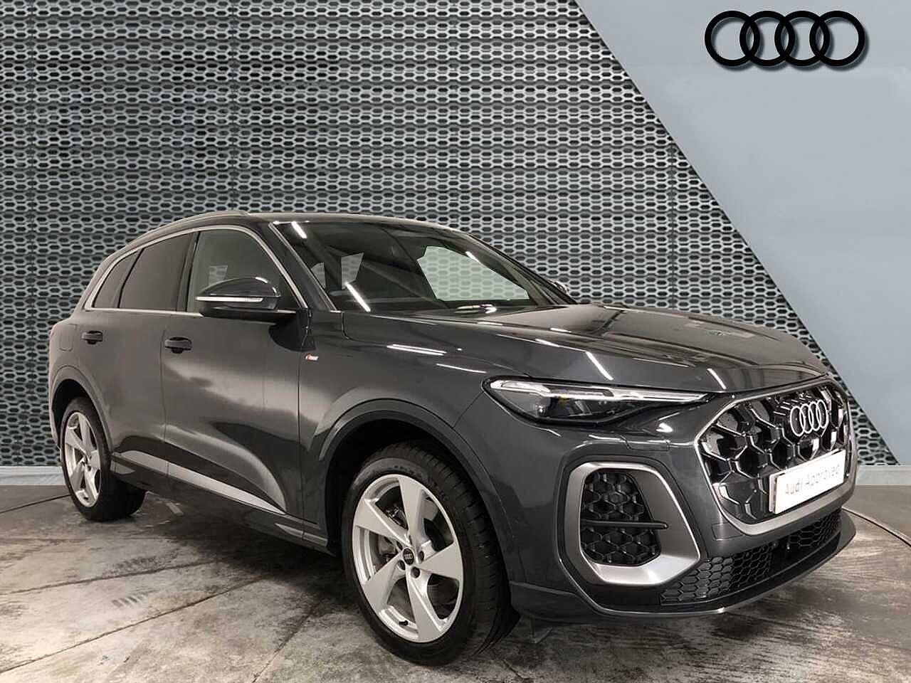 Main listing image - Audi Q5