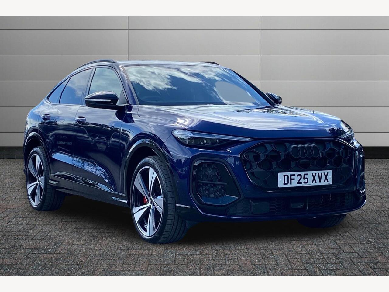 Main listing image - Audi Q5