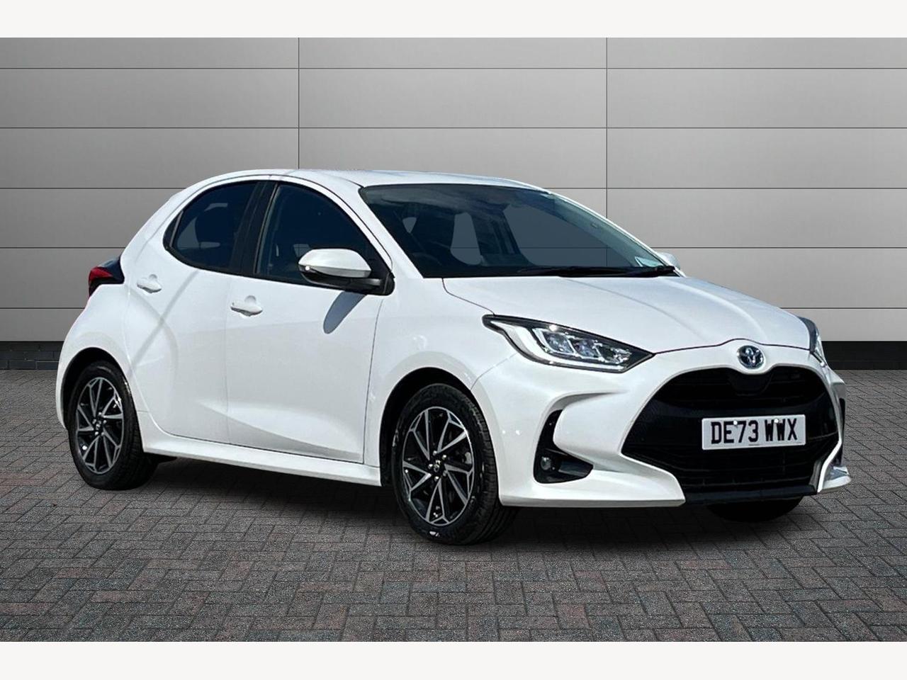 Main listing image - Toyota Yaris