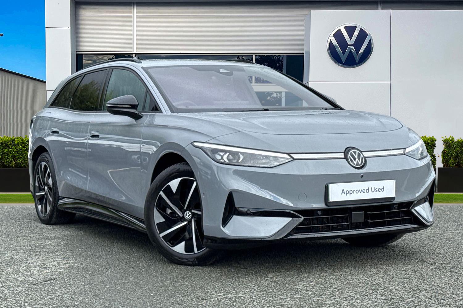 Main listing image - Volkswagen ID.7