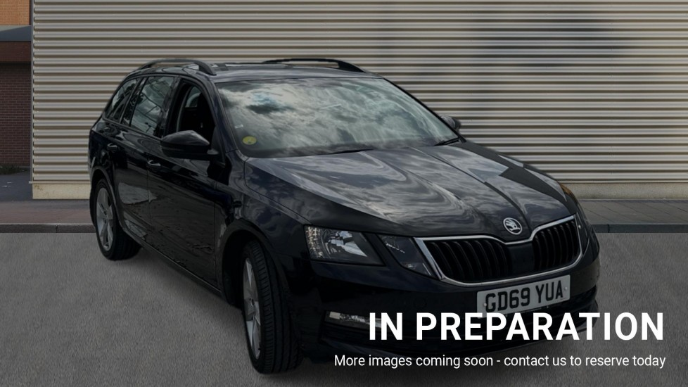 Main listing image - Skoda Octavia Estate