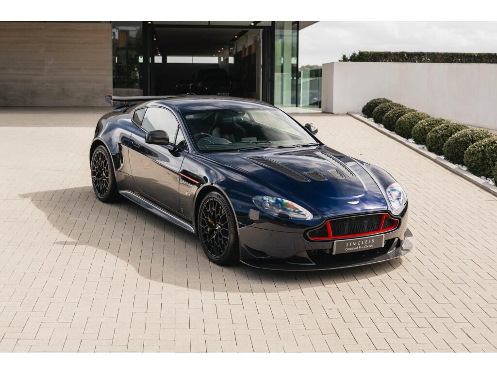 Main listing image - Aston Martin Vantage