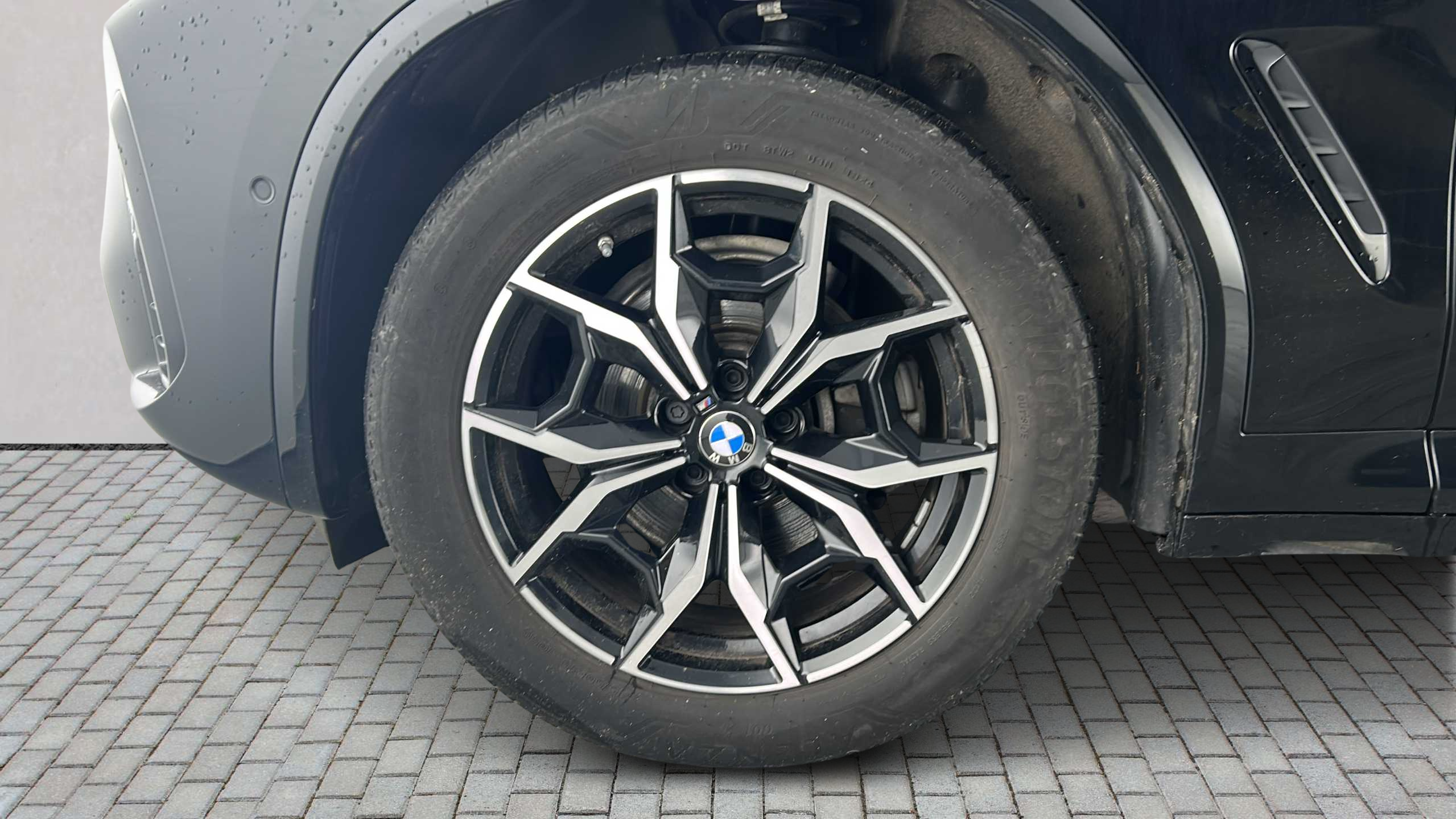 Main listing image - BMW X3