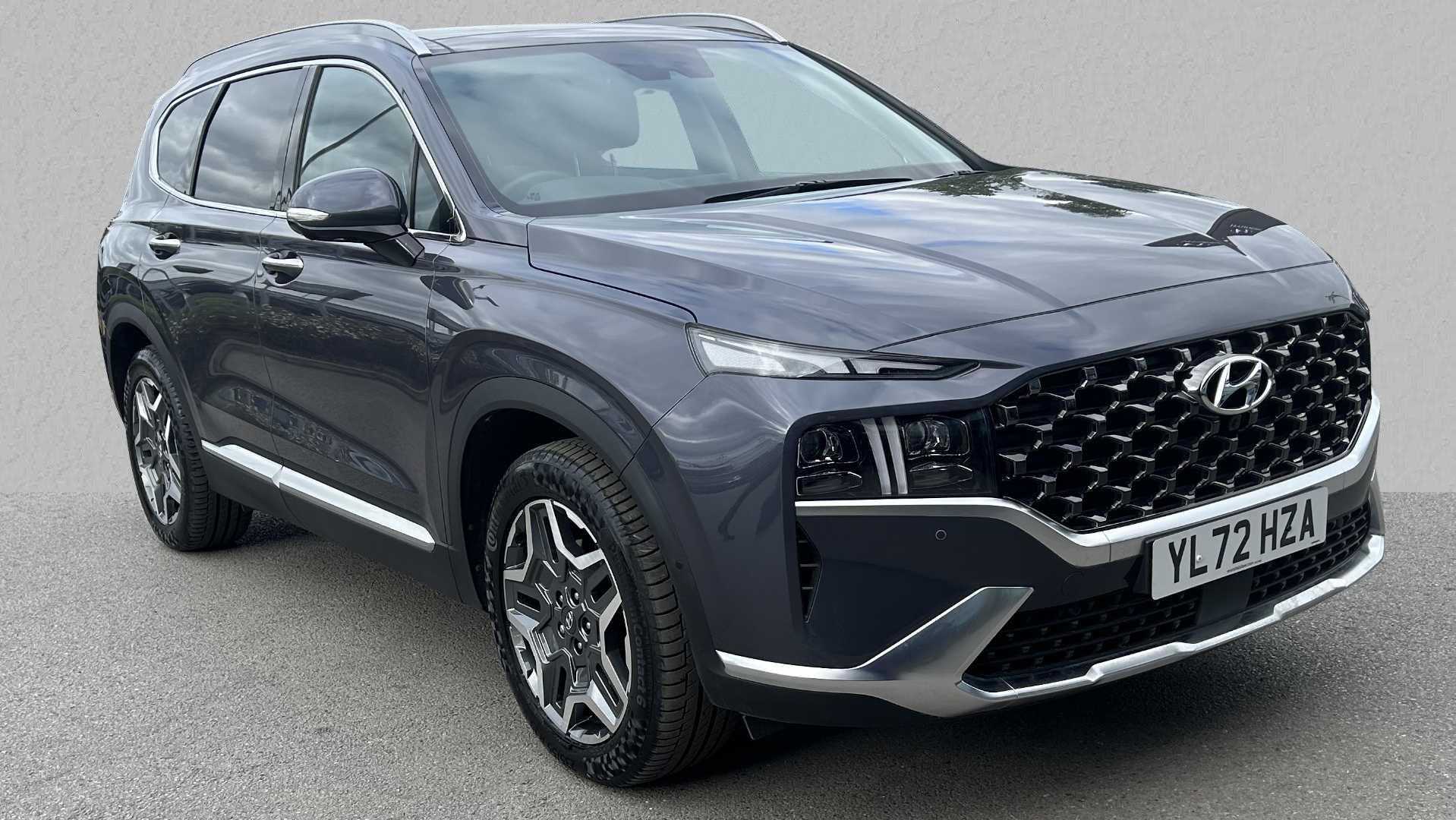 Main listing image - Hyundai Santa Fe