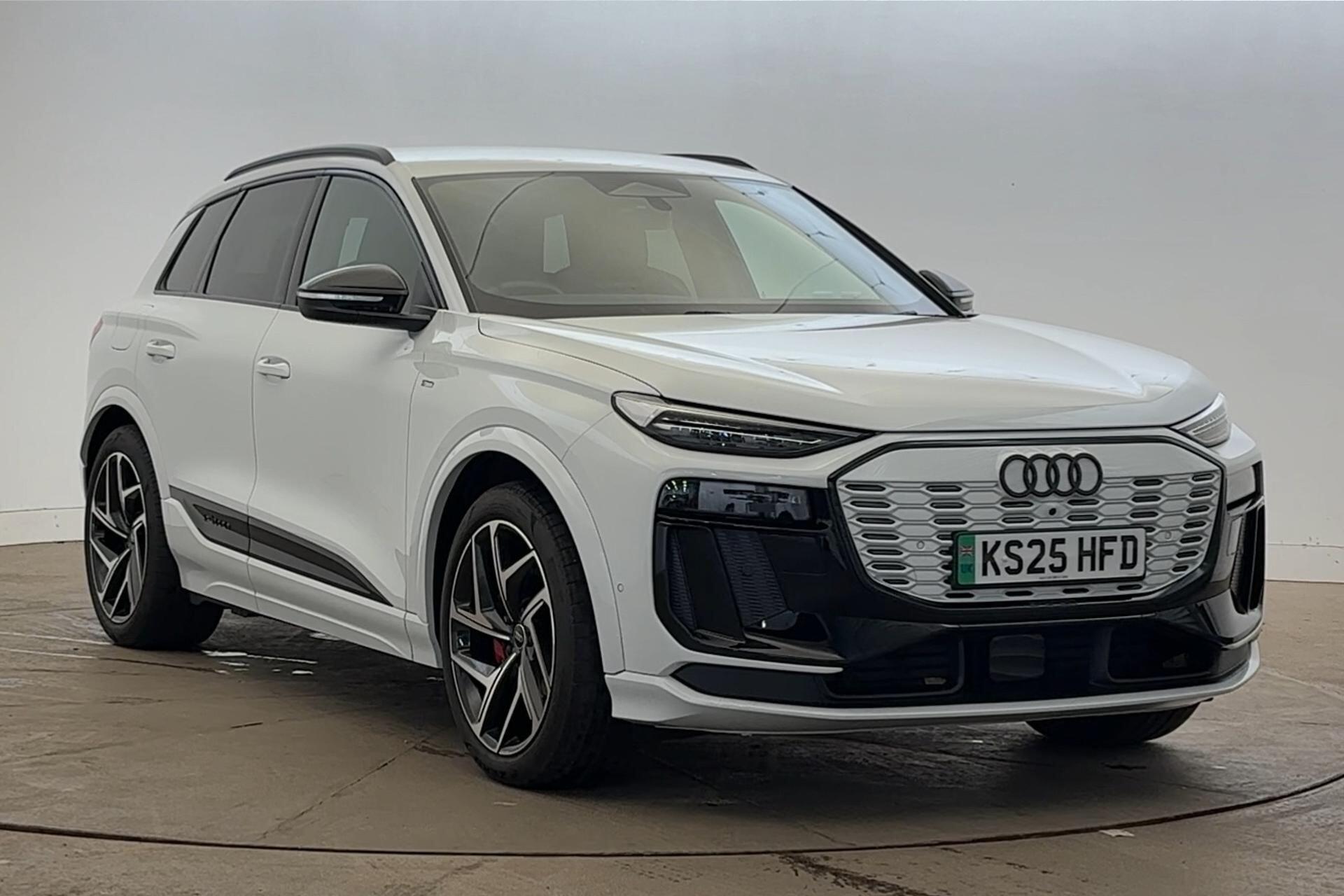 Main listing image - Audi Q6 e-tron