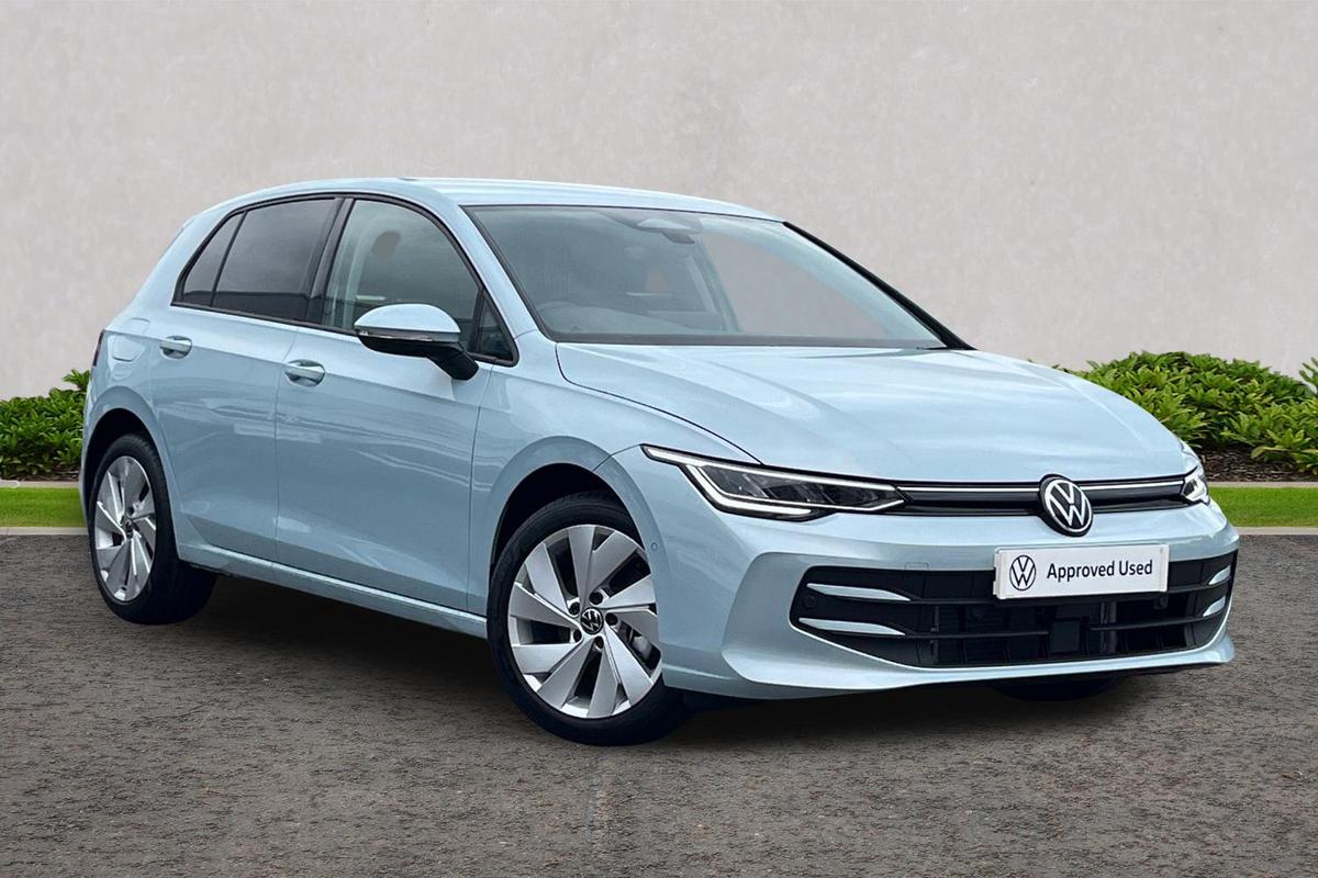 Main listing image - Volkswagen Golf