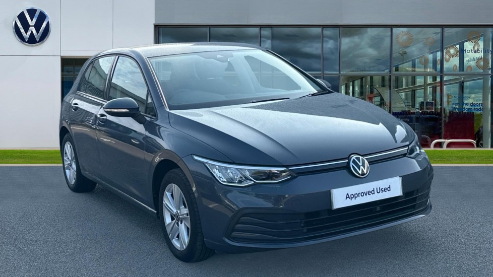 Main listing image - Volkswagen Golf