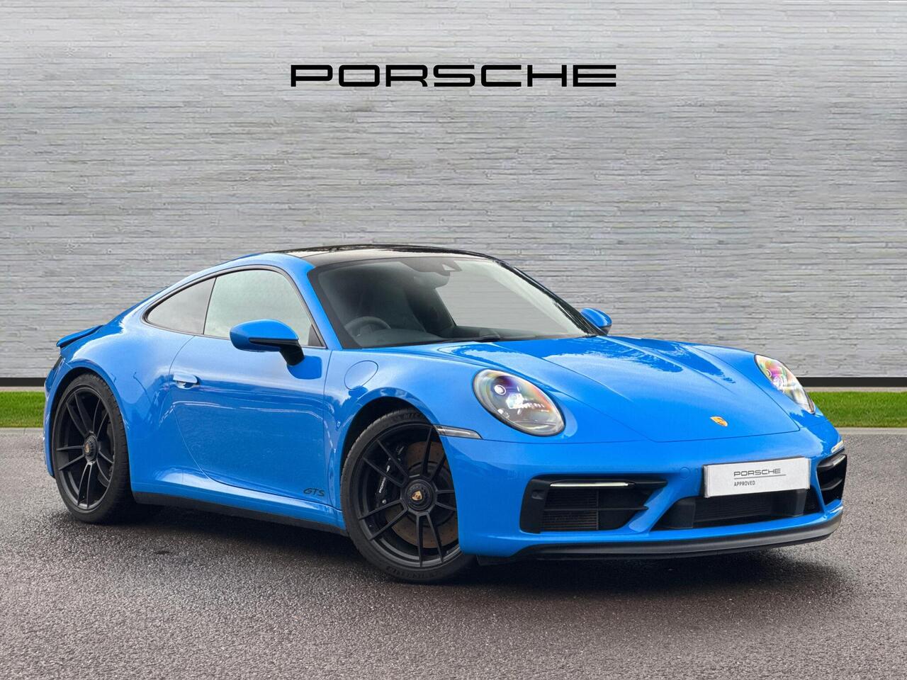 Main listing image - Porsche 911