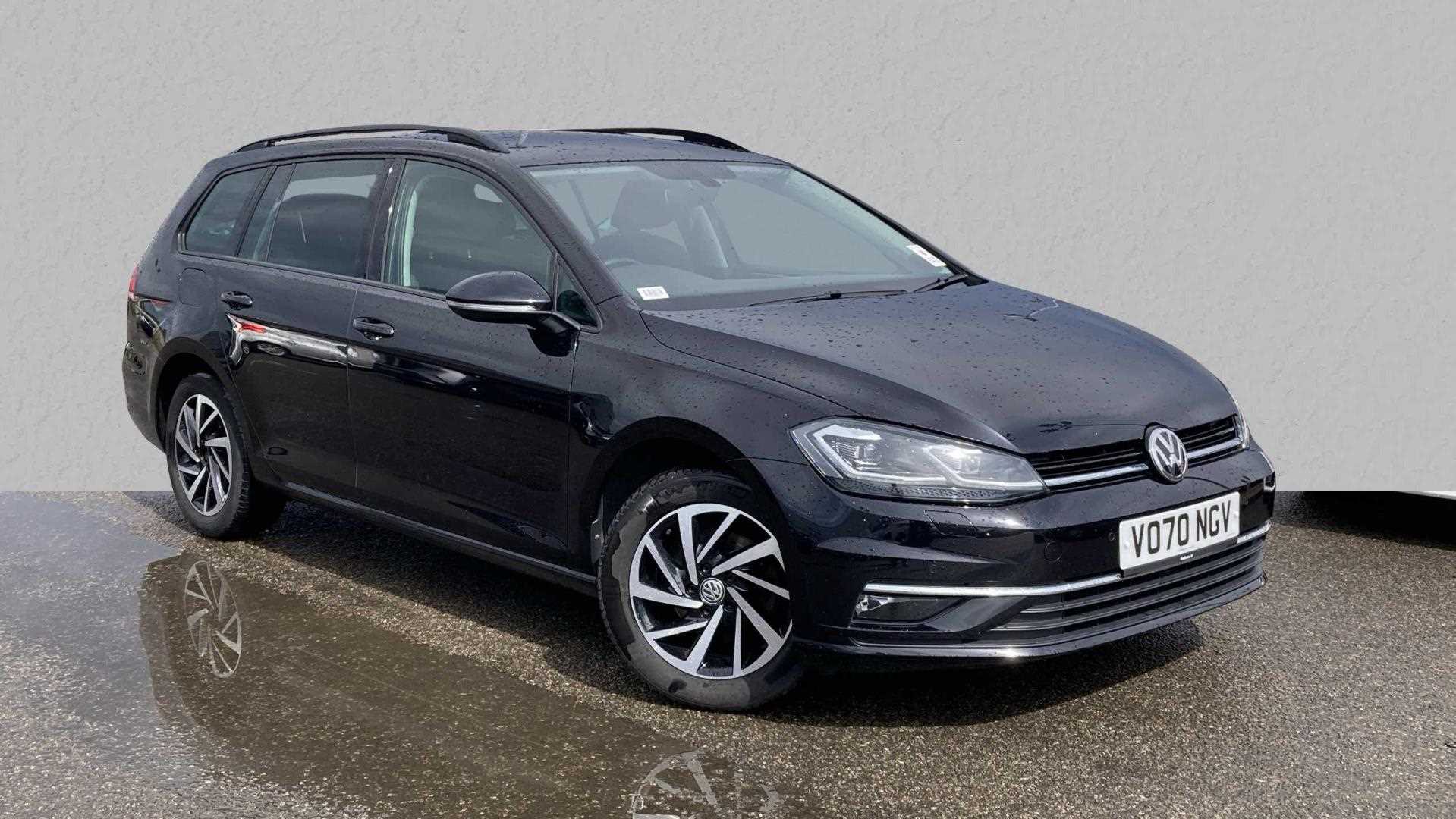 Main listing image - Volkswagen Golf Estate