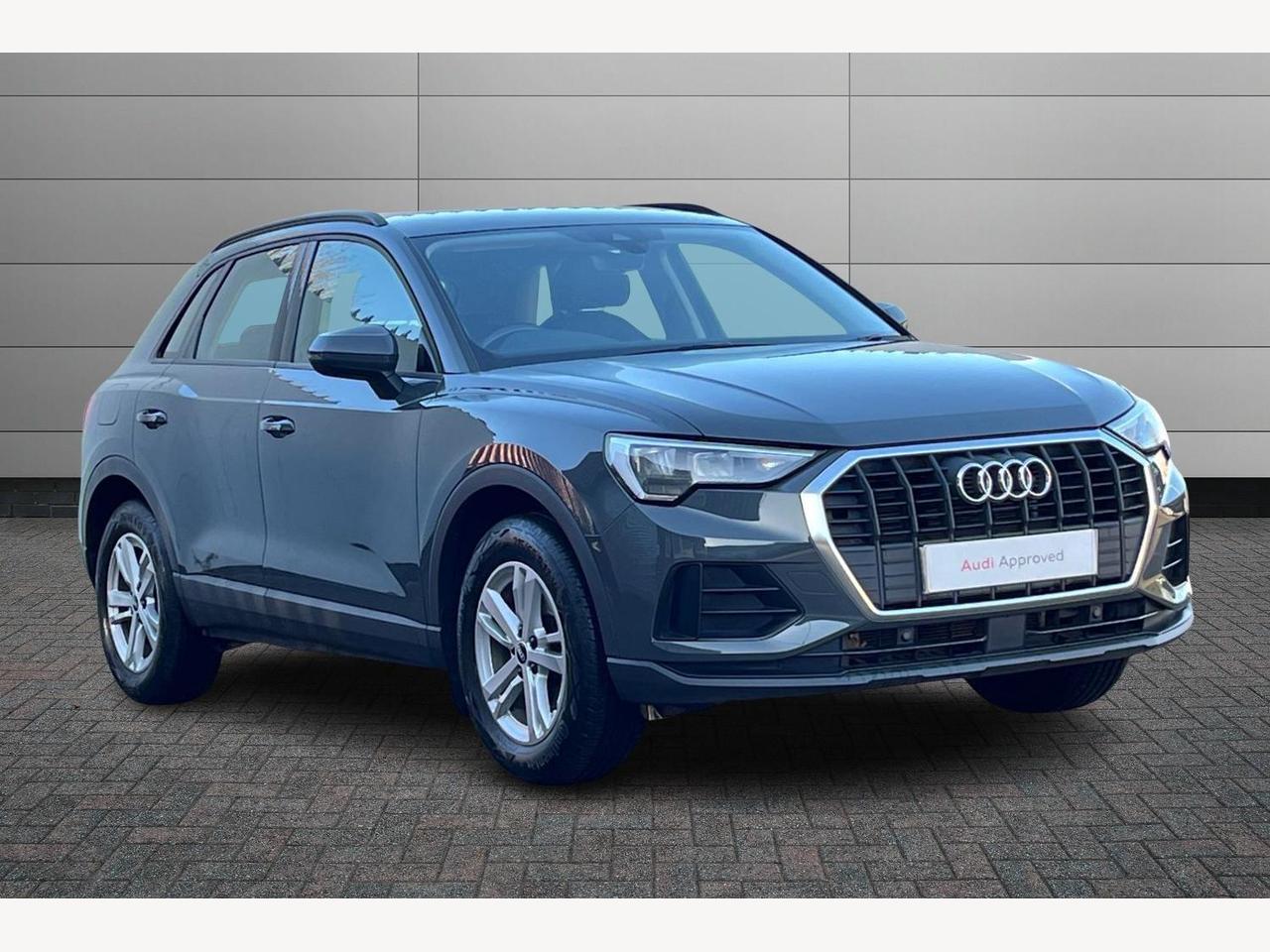 Main listing image - Audi Q3