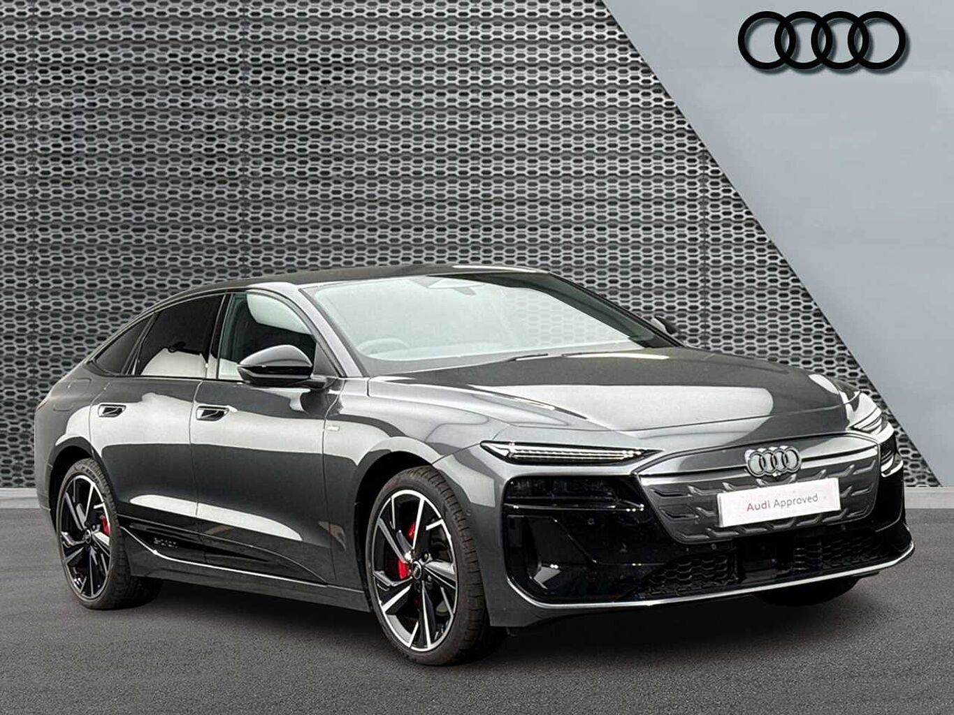 Main listing image - Audi A6