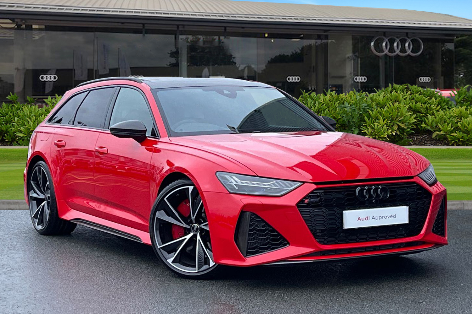 Main listing image - Audi RS6