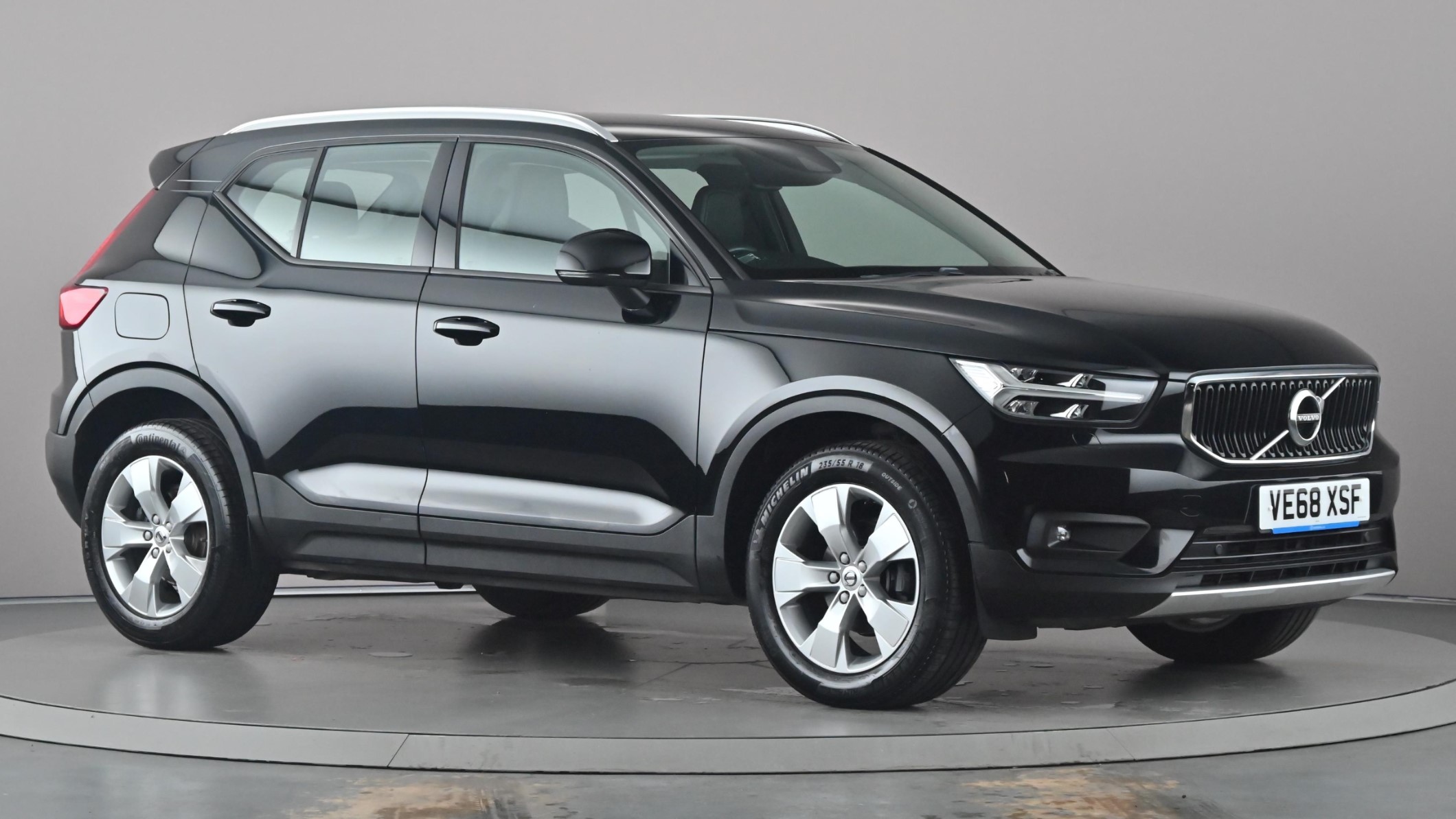 Main listing image - Volvo XC40