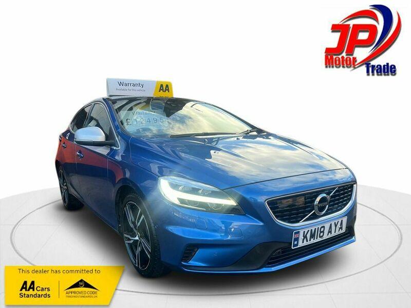 Main listing image - Volvo V40