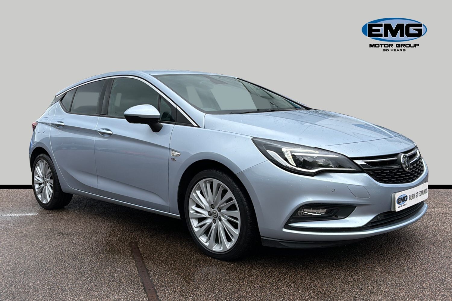 Main listing image - Vauxhall Astra