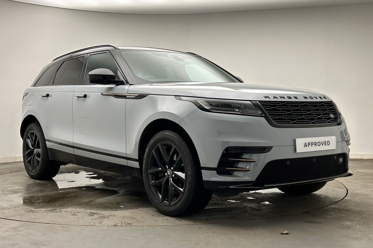 Main listing image - Land Rover Range Rover Velar
