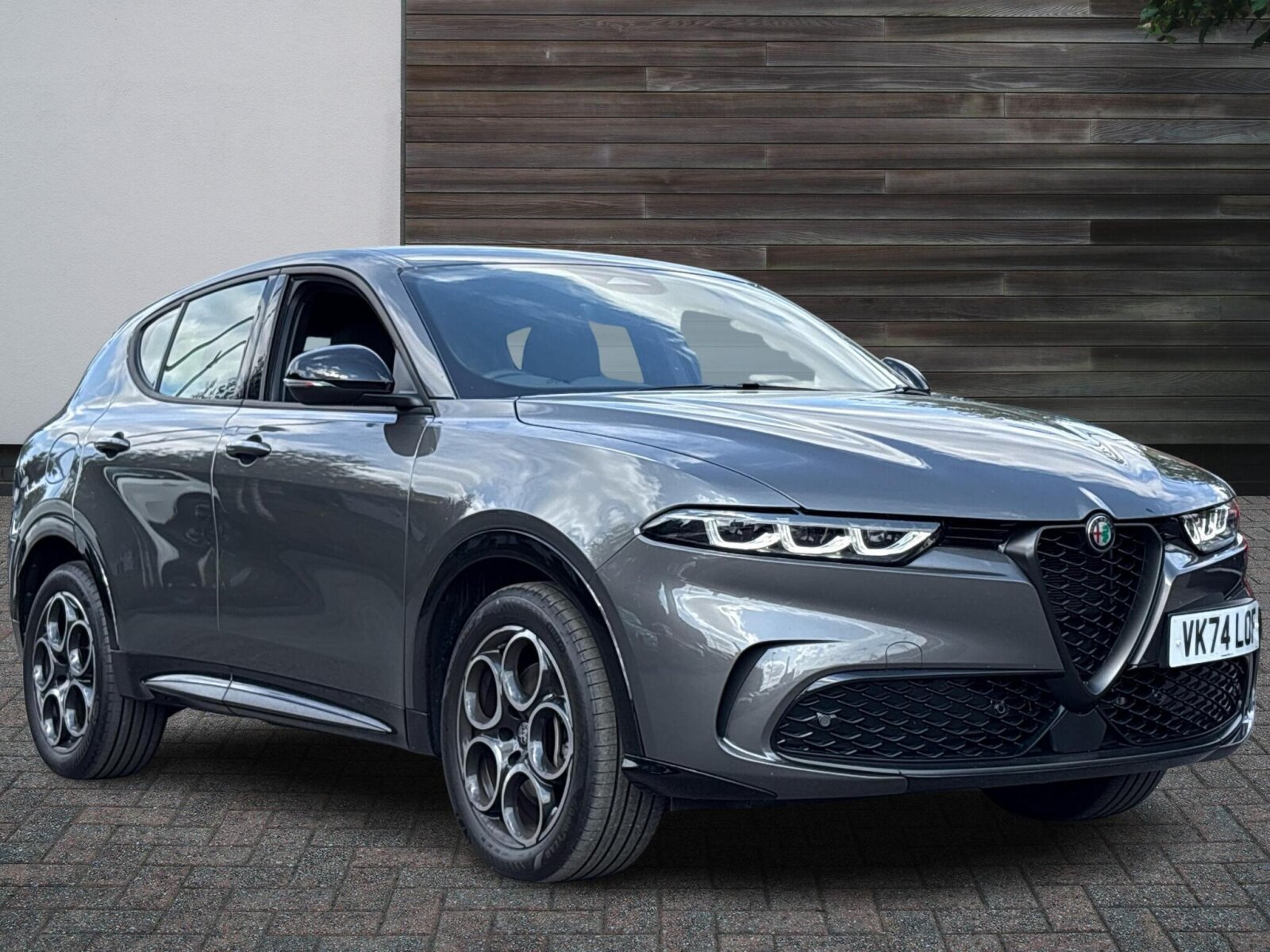 Main listing image - Alfa Romeo Tonale