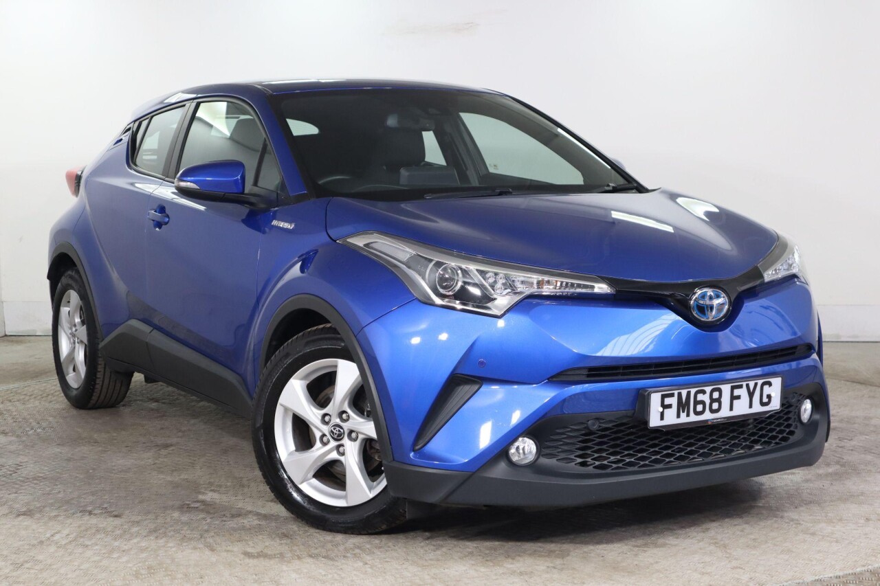 Main listing image - Toyota C-HR