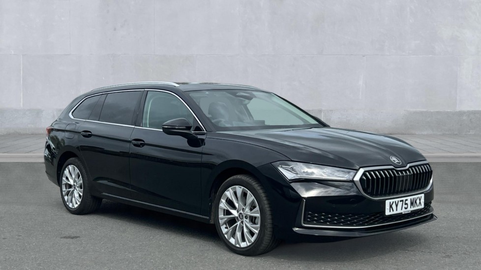 Main listing image - Skoda Superb Estate