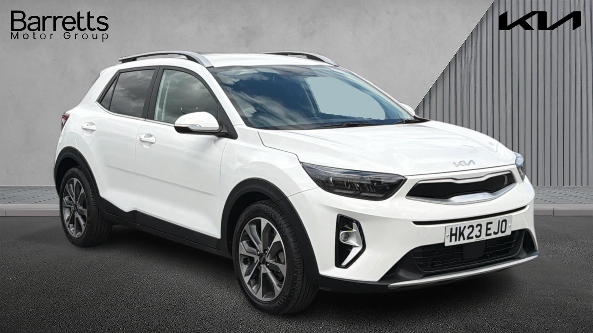 Main listing image - Kia Stonic