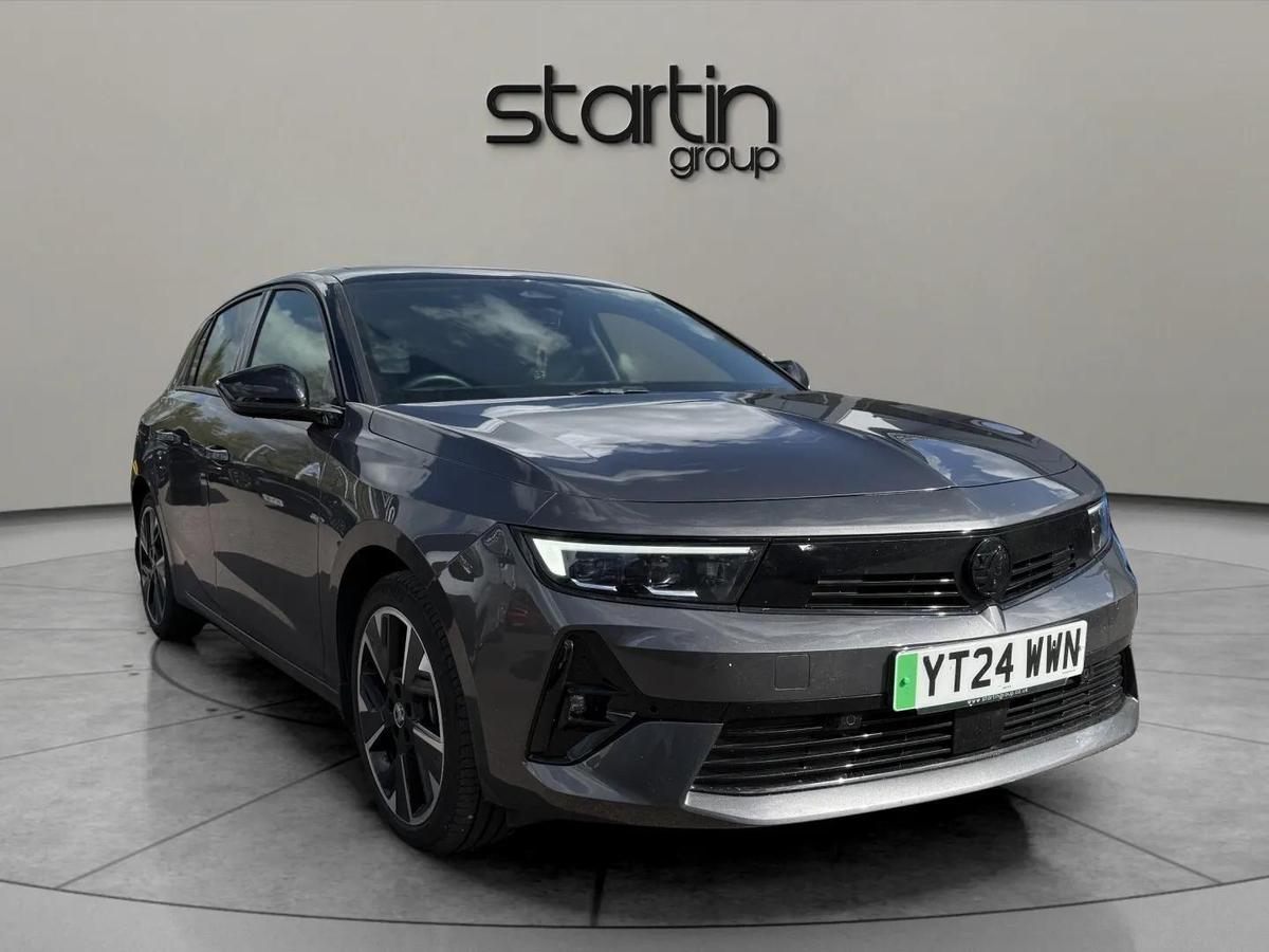 Main listing image - Vauxhall Astra