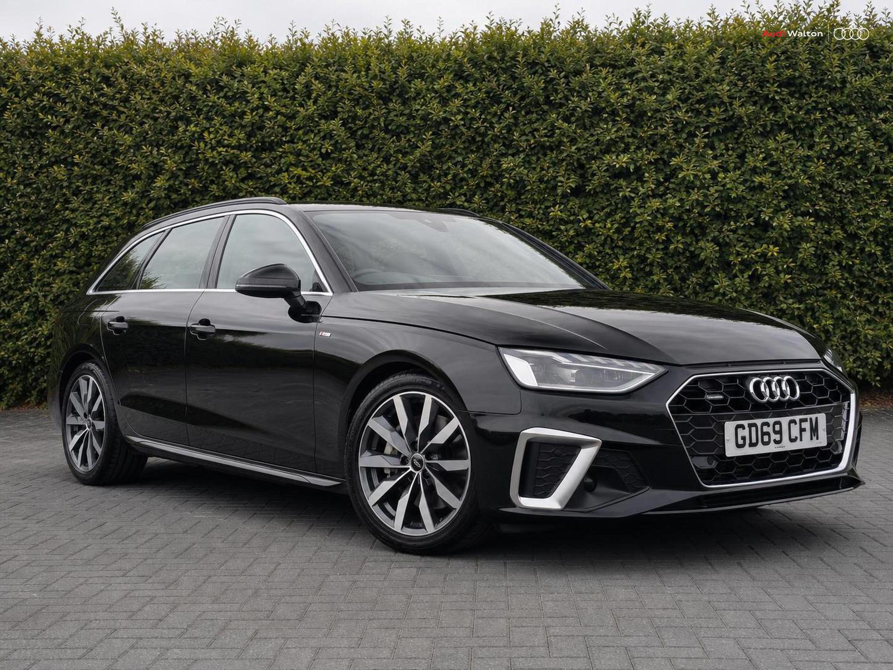 Main listing image - Audi A4