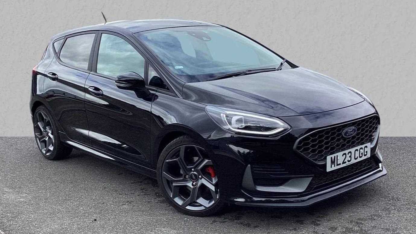 Main listing image - Ford Fiesta ST