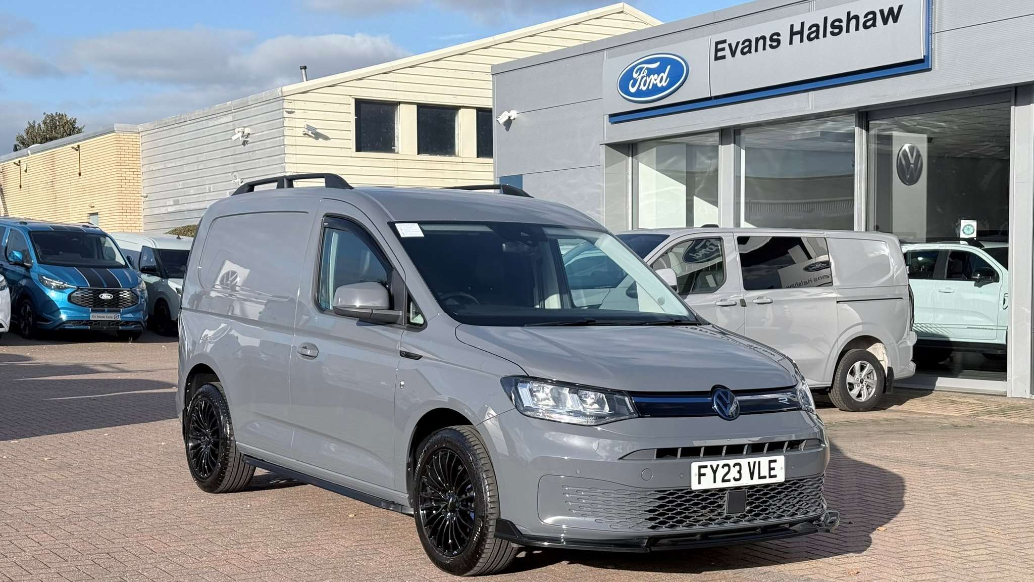 Main listing image - Volkswagen Caddy