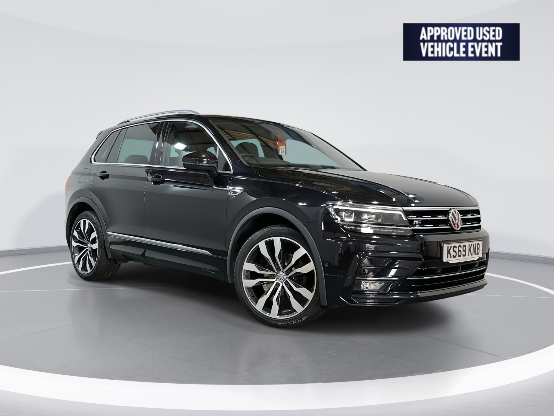 Main listing image - Volkswagen Tiguan