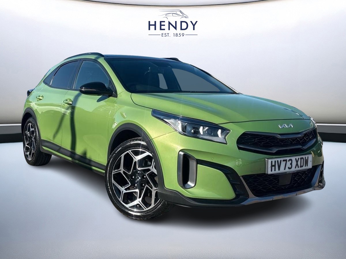 Main listing image - Kia XCeed