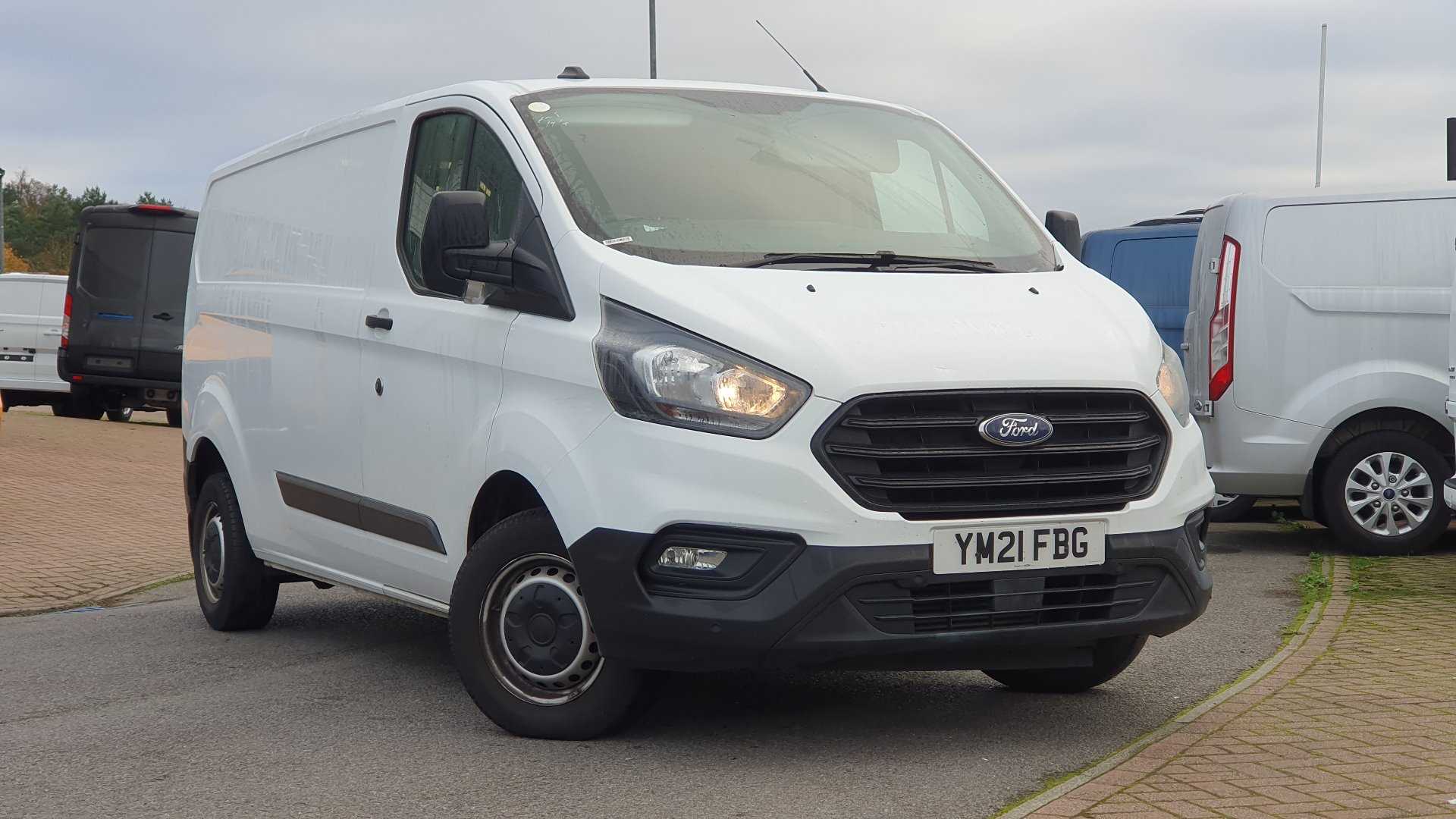 Main listing image - Ford Transit Custom