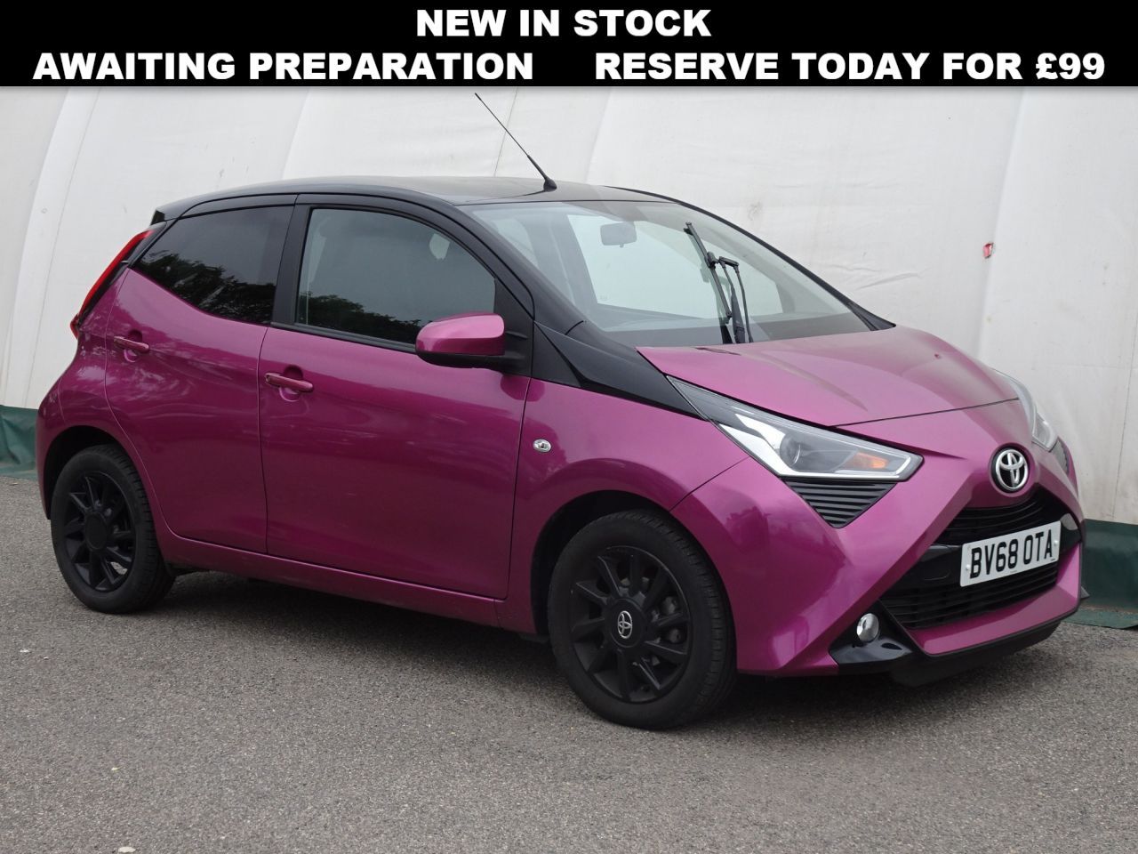 Main listing image - Toyota Aygo