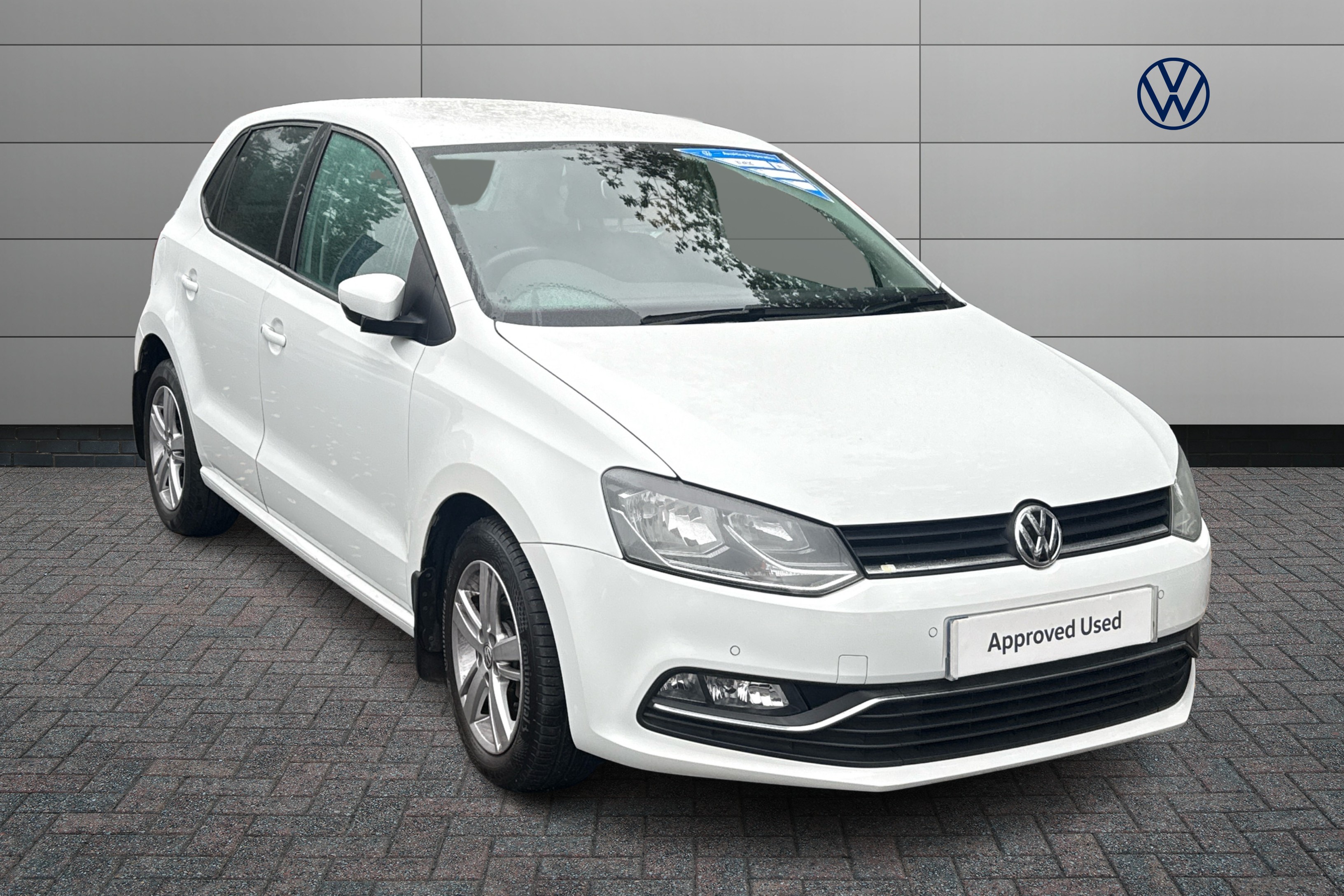 Main listing image - Volkswagen Polo