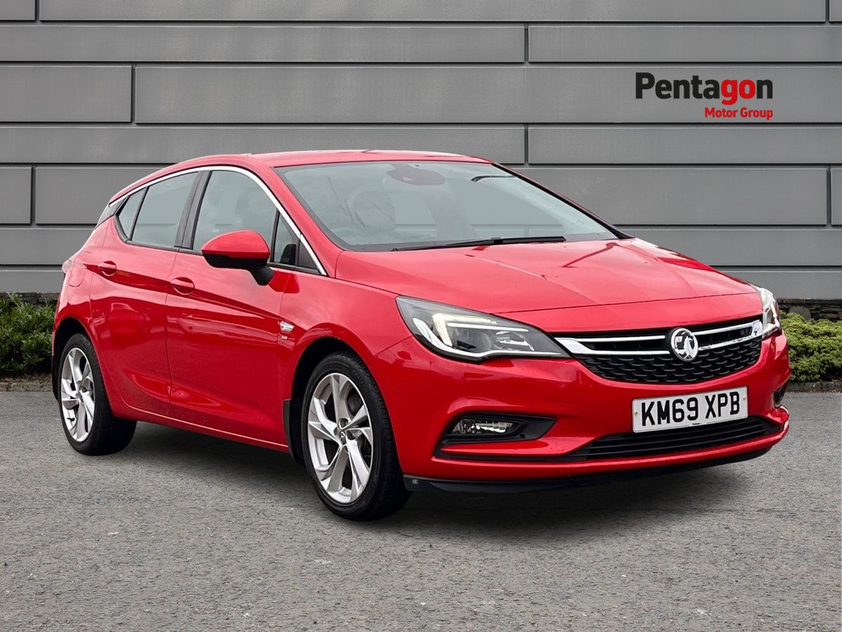 Main listing image - Vauxhall Astra