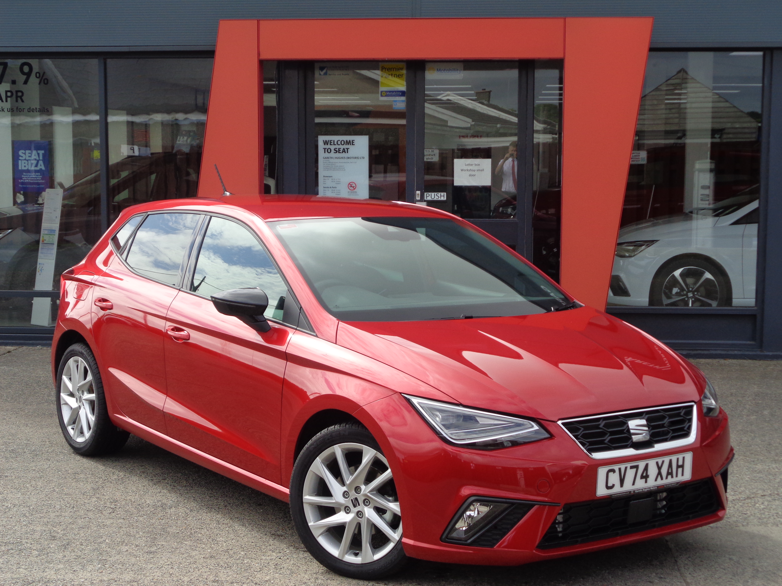 Main listing image - SEAT Ibiza