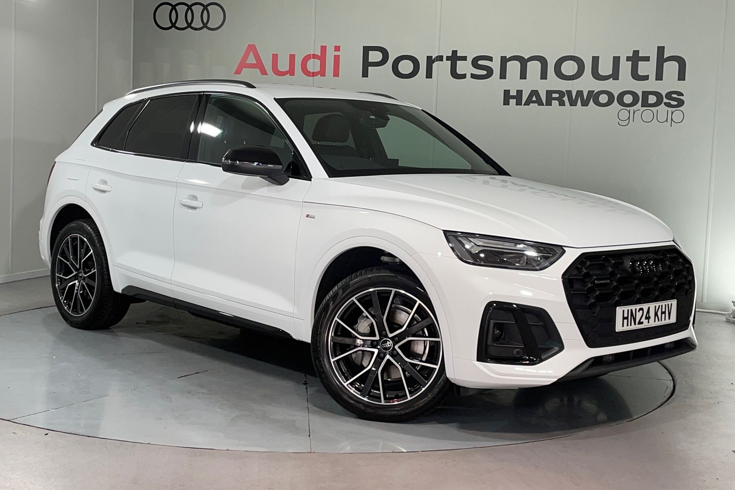 Main listing image - Audi Q5