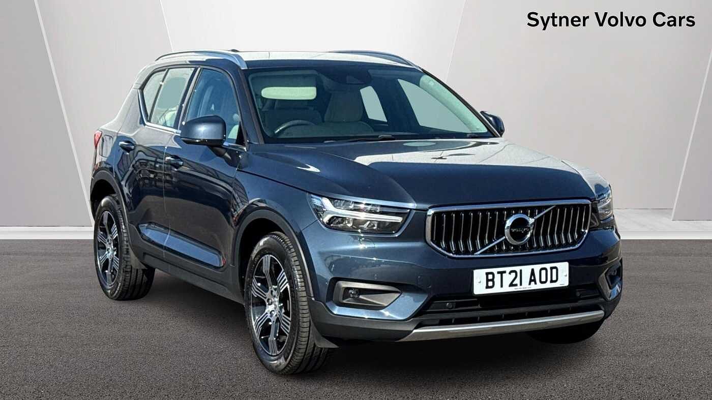 Main listing image - Volvo XC40