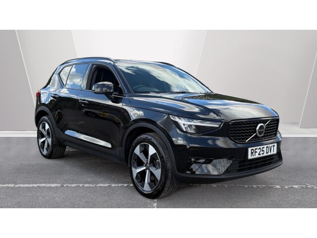 Main listing image - Volvo XC40