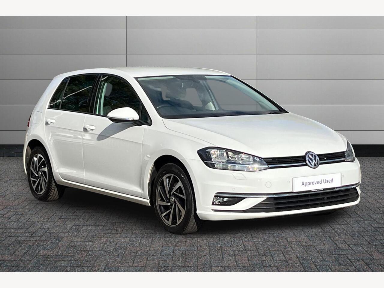 Main listing image - Volkswagen Golf