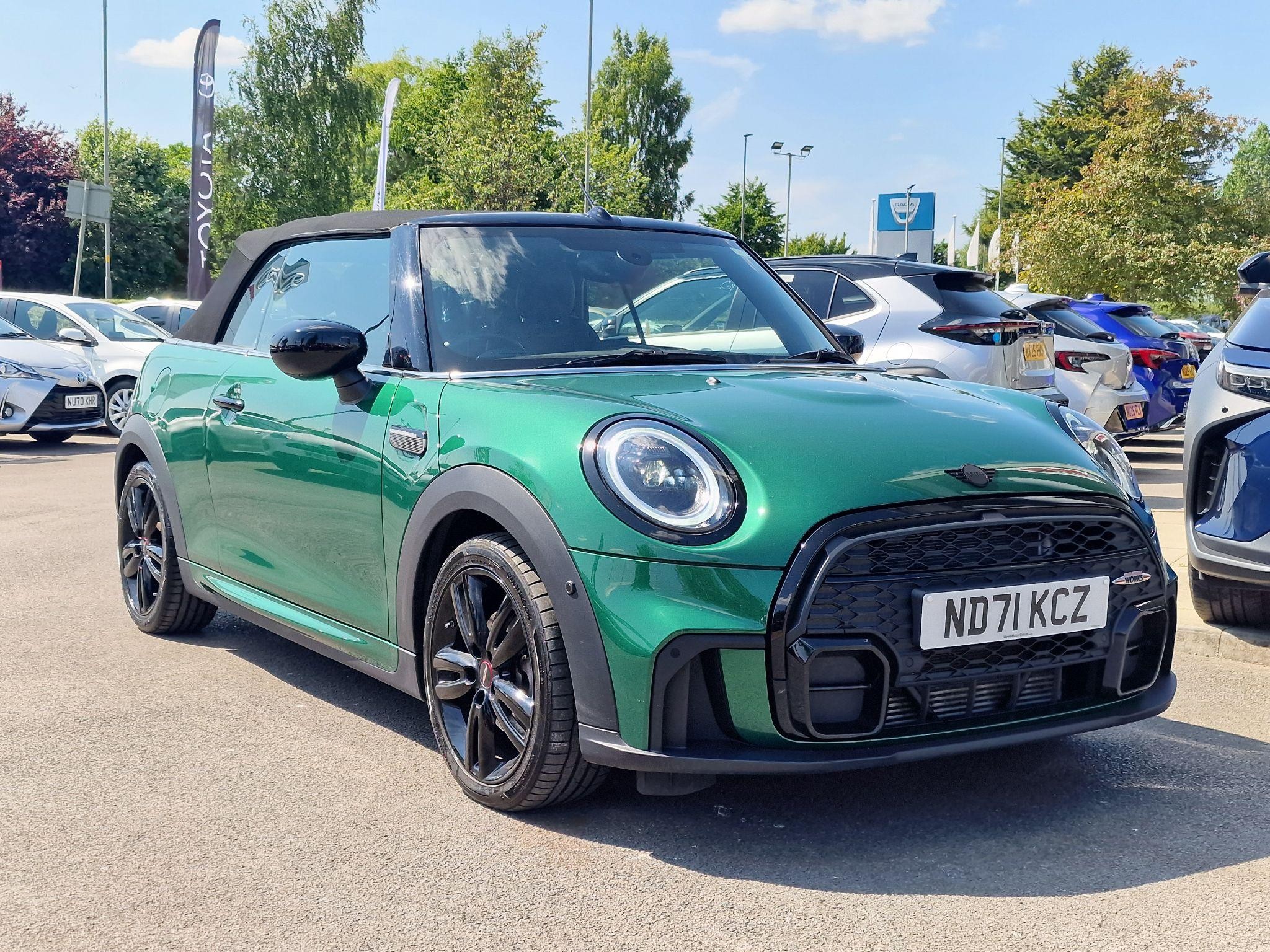 Main listing image - MINI Convertible