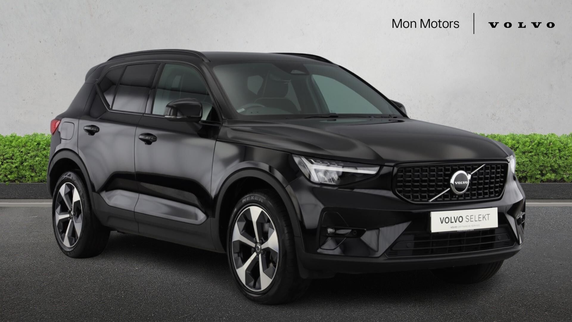 Main listing image - Volvo XC40
