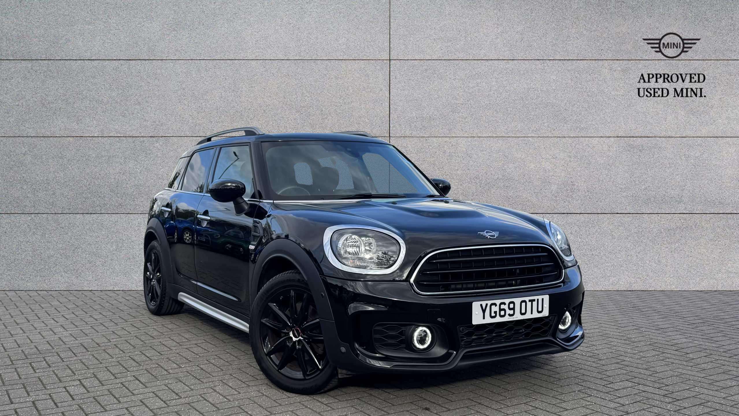 Main listing image - MINI Countryman