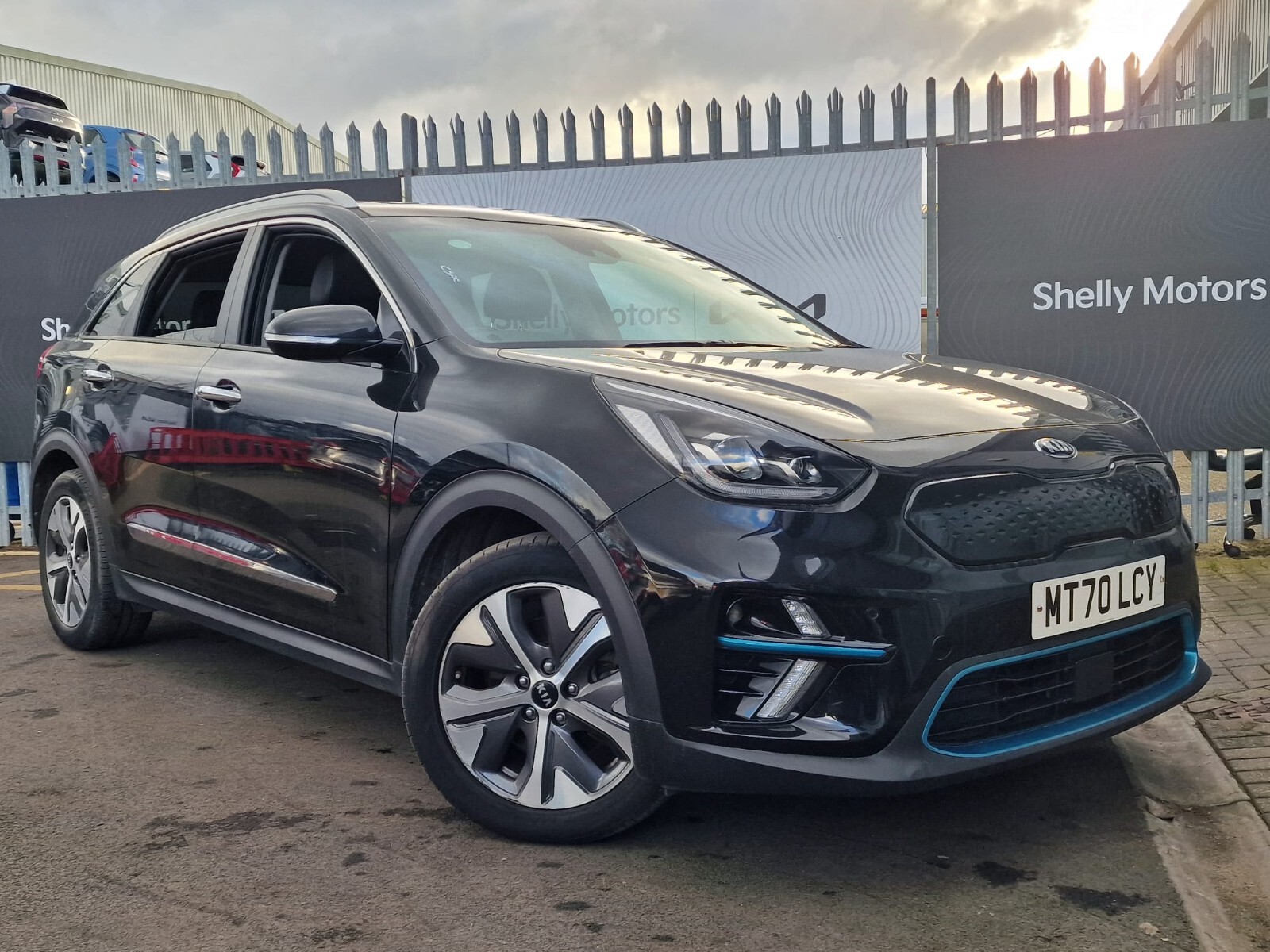 Main listing image - Kia e-Niro