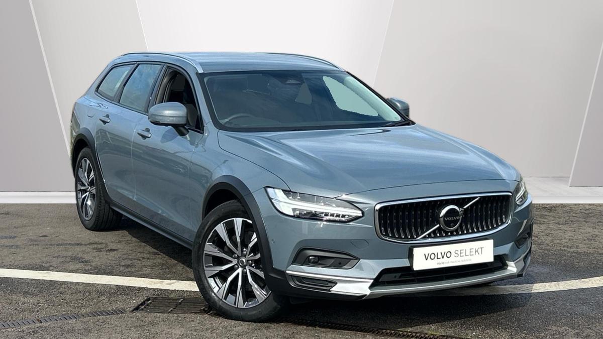 Main listing image - Volvo V90
